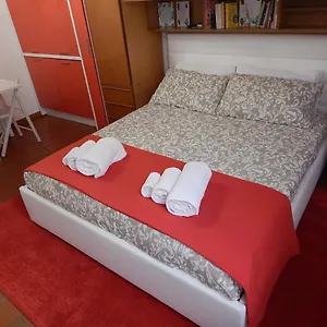 la-casa-del-centro.emilia-romagnahotels.net/