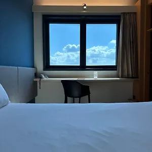 Ibis Fiera 3*, Рим Италия